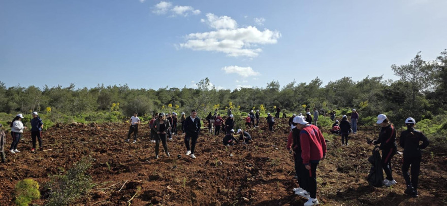ERENK&Ouml;Y-KARPAZ&rsquo;DA &ldquo;YENİDEN YEŞİL KIBRIS&rdquo; ETKİNLİĞİ GER&Ccedil;EKLEŞTİRİLDİ